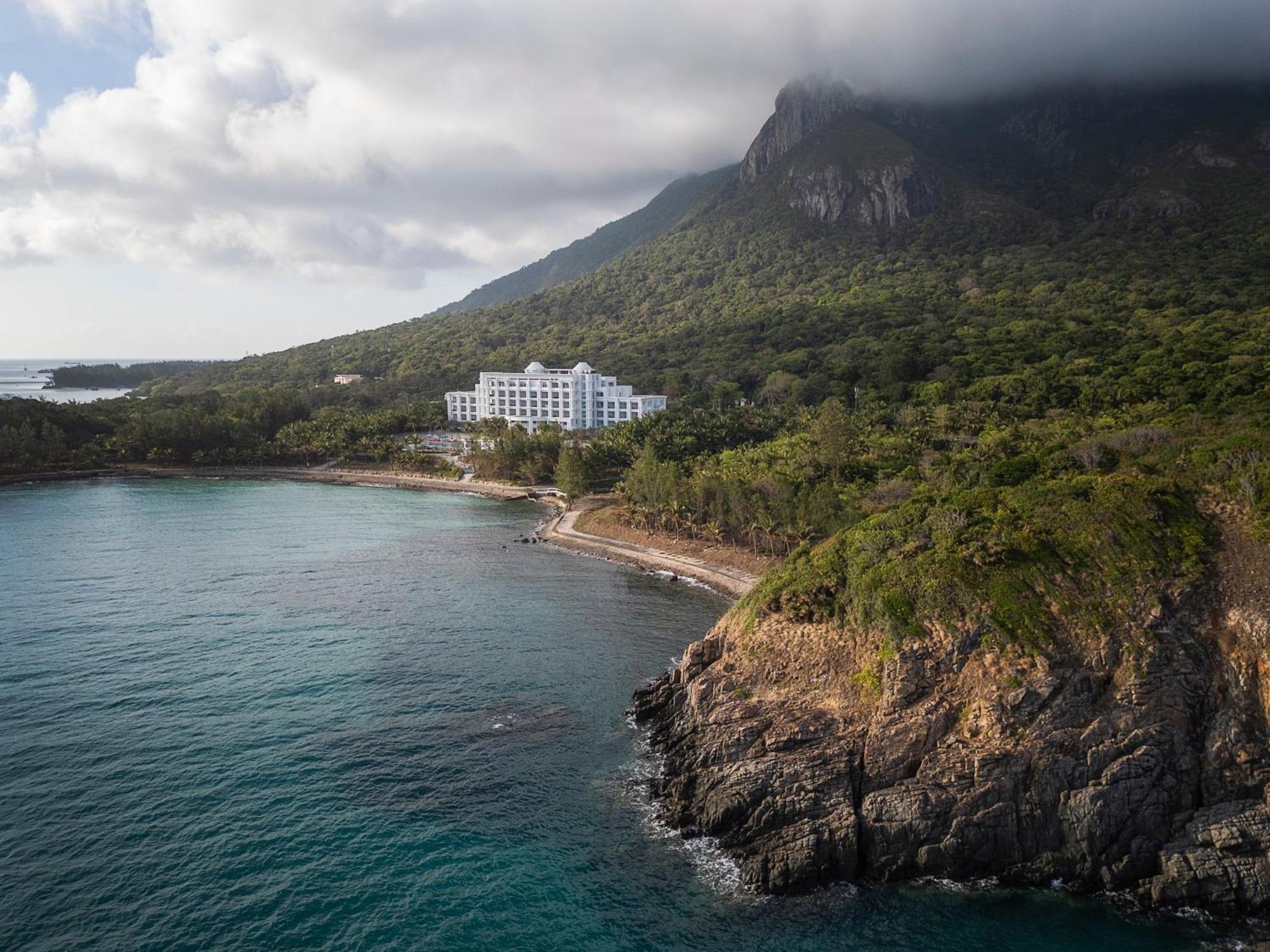 Orson Hotel & Resort Con Dao Chi Khu Co Ong Buitenkant foto