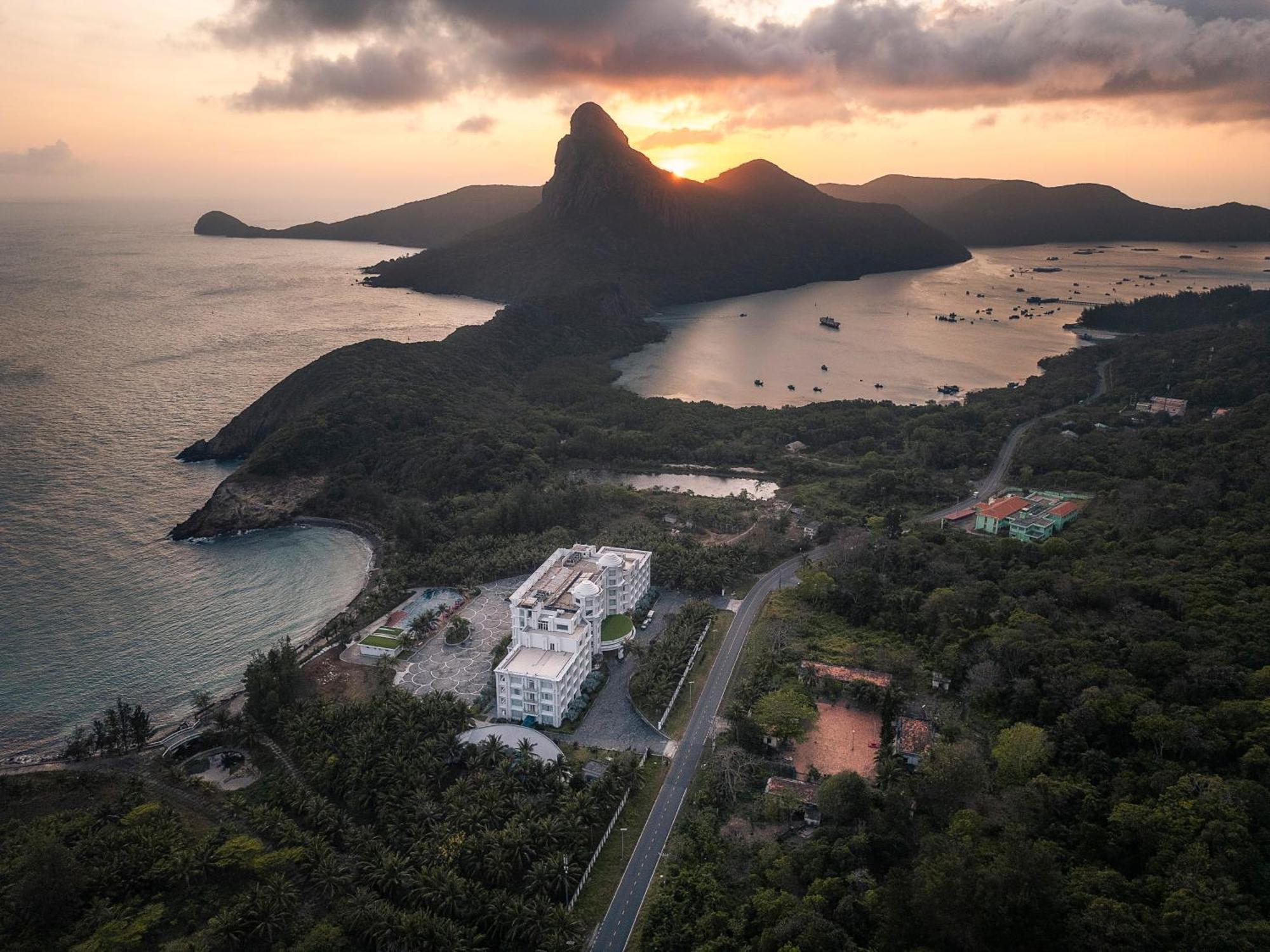 Orson Hotel & Resort Con Dao Chi Khu Co Ong Buitenkant foto